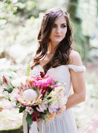 Off Shoulder Ivory Chiffon A-line Beach Wedding Dresses. AB061