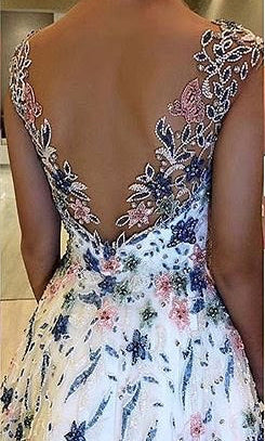 Stunning Floral Beading White V-neck Prom Dresses.PD00216