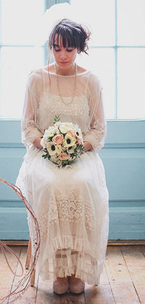 Vintage Lace Bohemian Sheer Tulle Long Sleeve Tea Length Wedding Dress